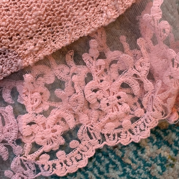 LA Hearts pink sweater - Picture 3 of 6